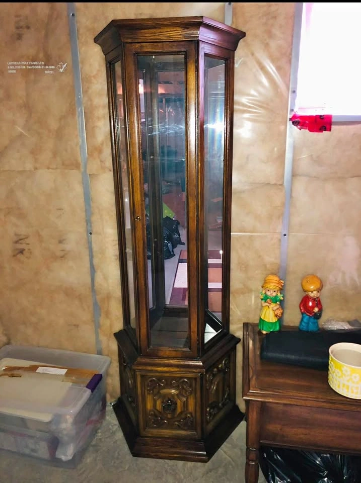 Antique display cabinet / unsure of wood type - 1960s