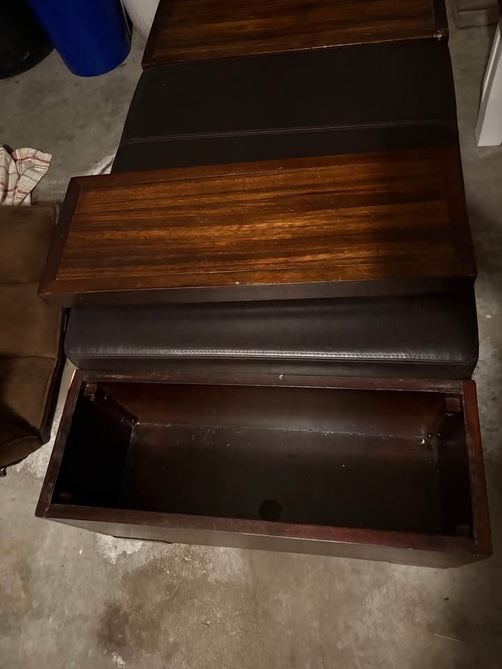 Padded Storage Ottoman - photo 2