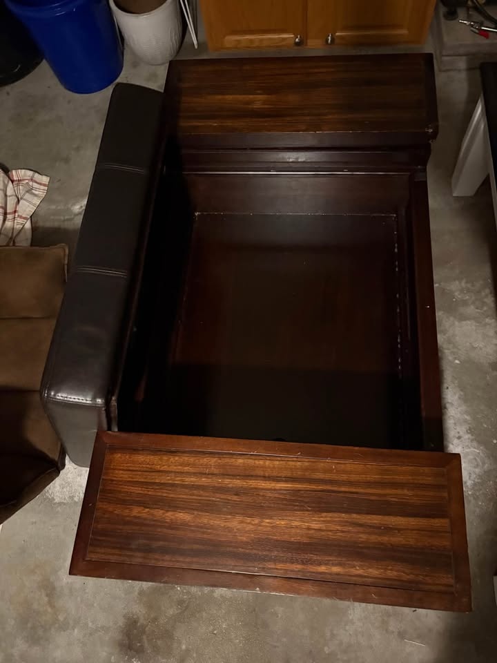 Padded Storage Ottoman - photo 3