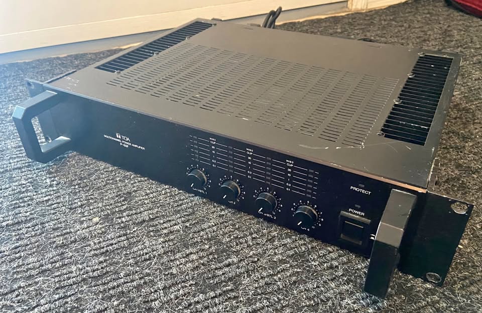 TOA P-60F Multichannel Power Amplifier