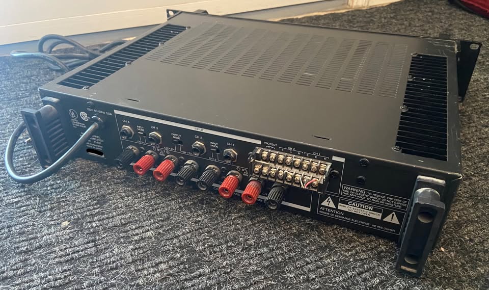 TOA P-60F Multichannel Power Amplifier - photo 2