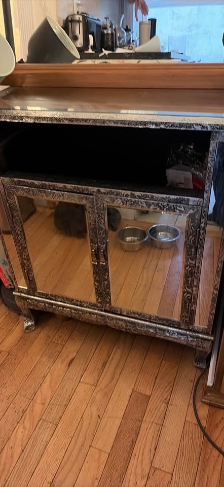 Ornate Mirrored Cabinet Console Table - photo 2