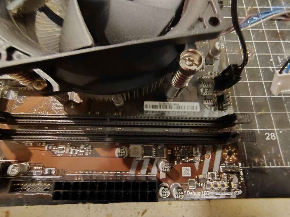 MSI H410M PRO Motherboard with CPU Cooler - photo 5