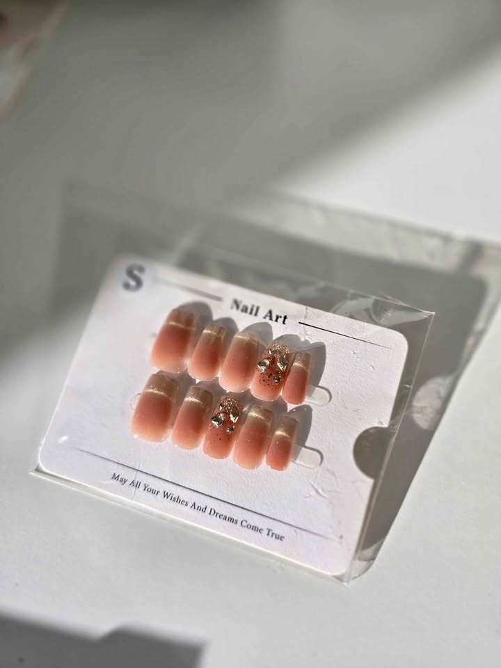 Brand new Homemade press on nails