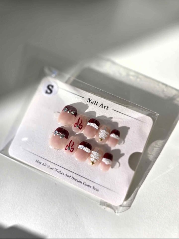 Brand new homemade press on nails