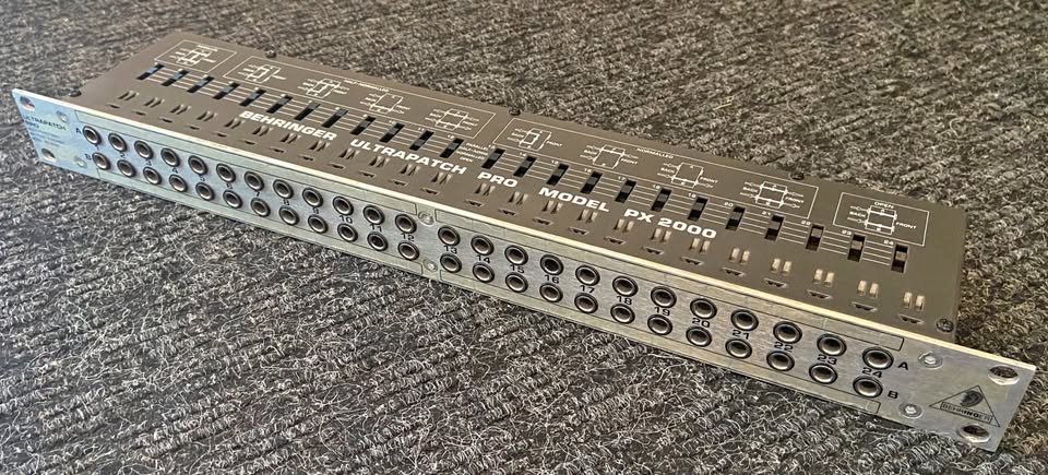 Behringer Ultrapatch Pro PX2000