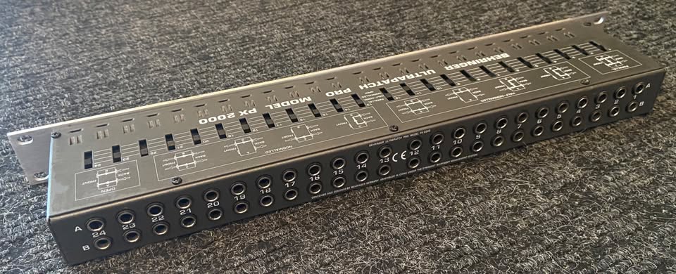 Behringer Ultrapatch Pro PX2000 - photo 2