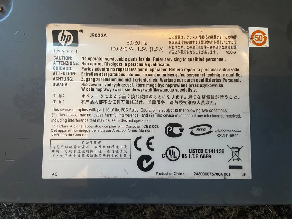 HP J9022A ProCurve Switch 2810-48G - photo 3