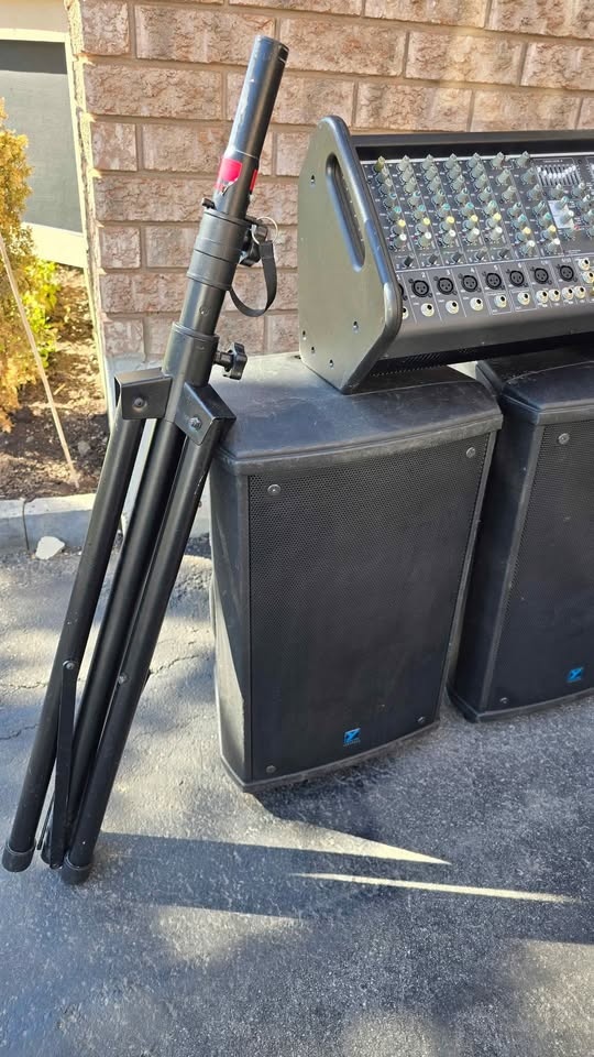 Amazing Yorkville PA System - photo 2