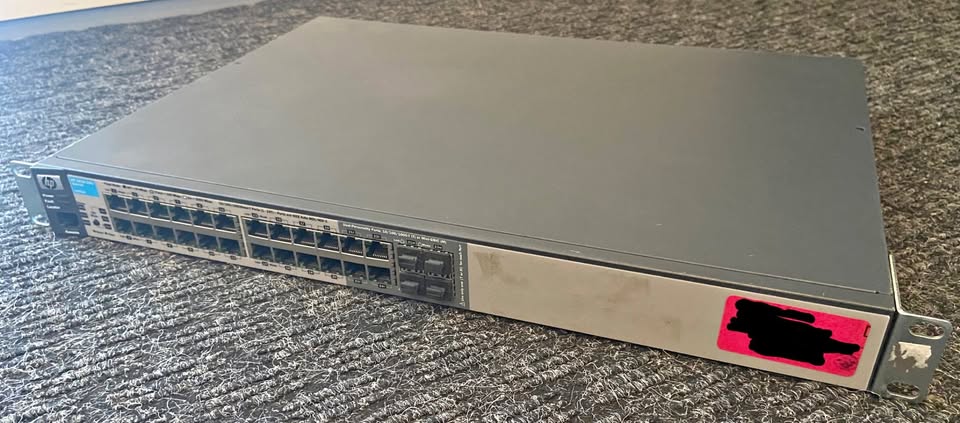HP J9021A ProCurve Switch 2810-24G Switch
