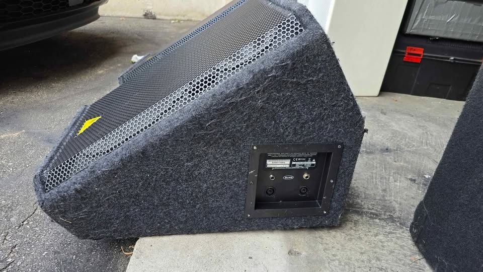 Behringer VP1220F Passive Monitors (Pair) - photo 5