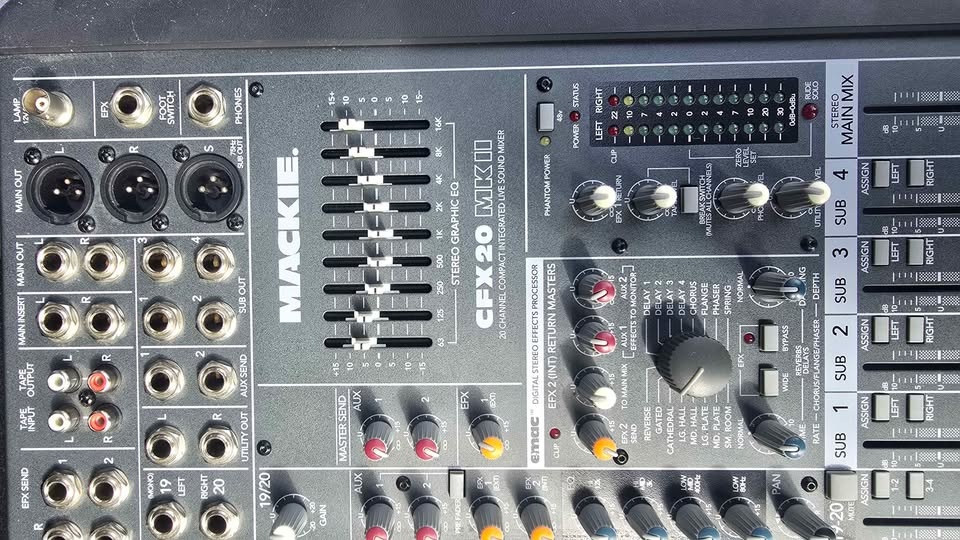 Mackie passive mixer, CFX20MK2, Like new condition - photo 2