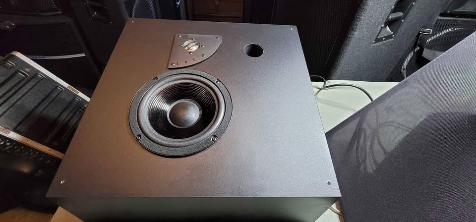 JBL 3310 Cinema Surround Speakers - 2 Available - photo 4