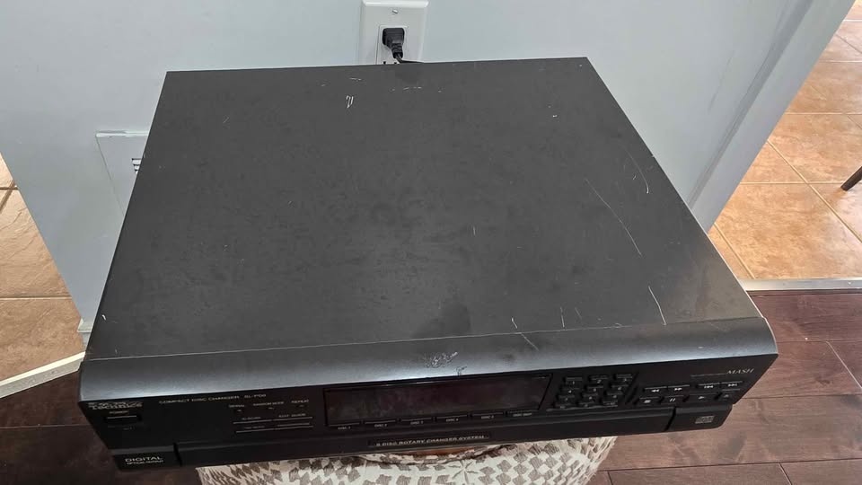 Technics SL-PD6 CD Changer 5 Disc Player - photo 4