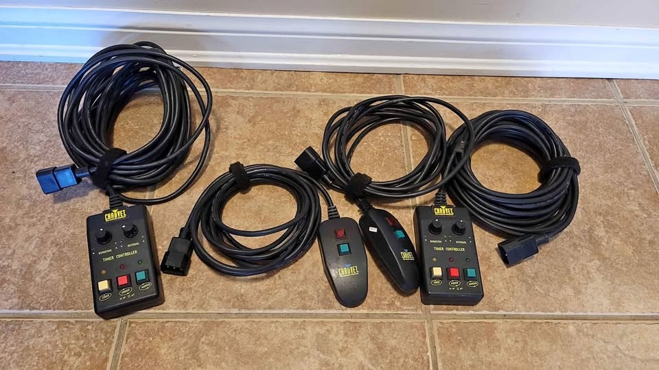 CHAUVET Wired Remote Control for Fog/Smoke/Bubble Machines