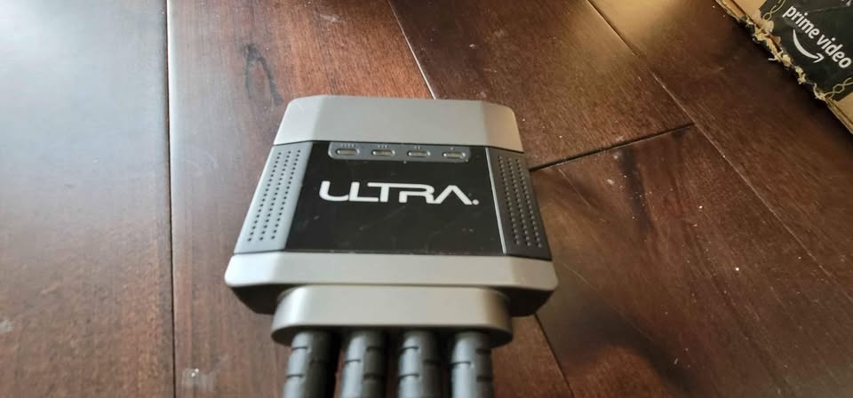 4 Port KVM Switch w/ USB & Remote - photo 3