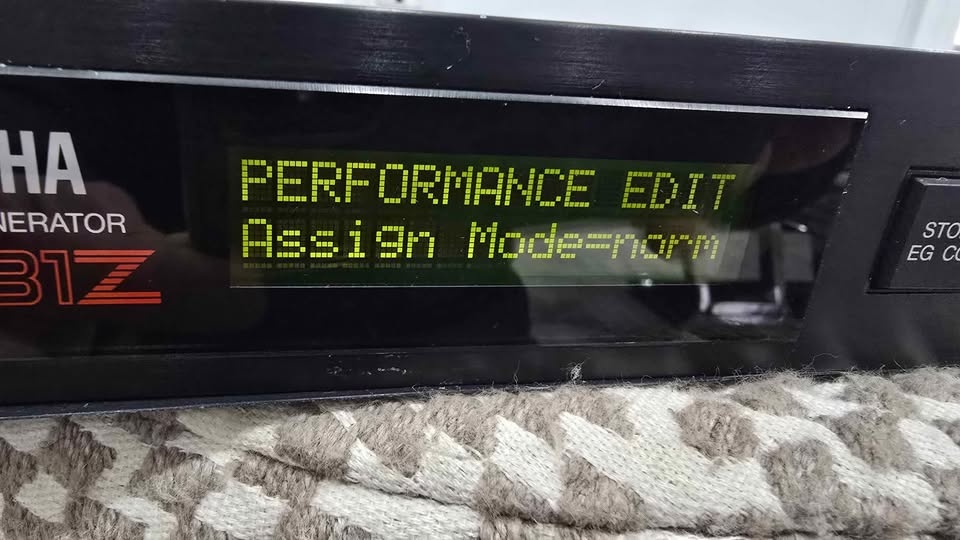 Yamaha TX81Z FM Tone Generator - photo 4