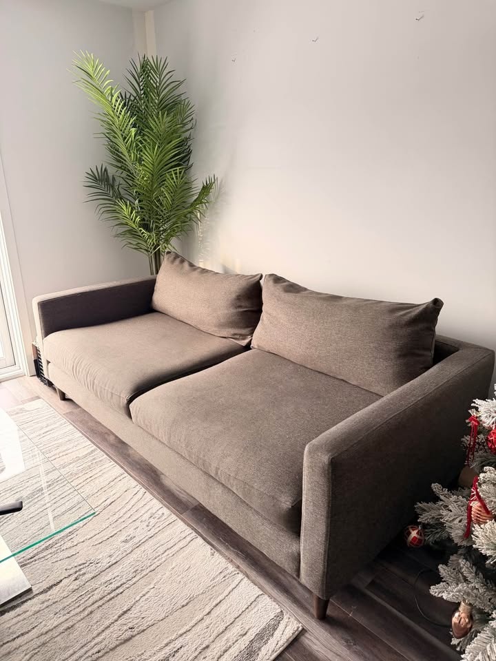 Urban Barn Nixon Deep Seat Sofa (Warranty Included) - photo 2