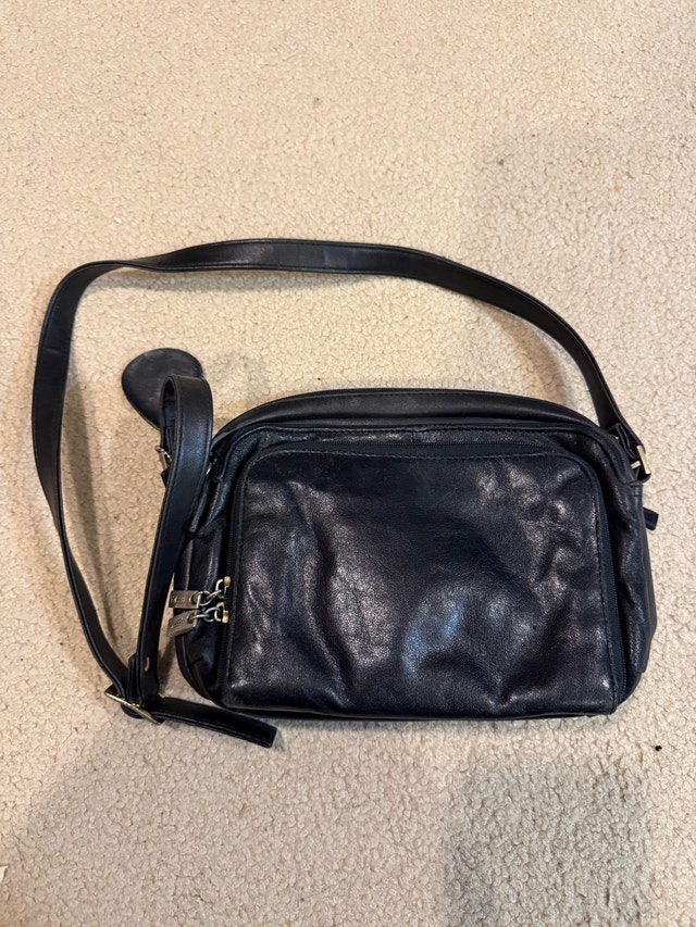 Rafy leather black women’s bag, purse, for sale! - photo 2
