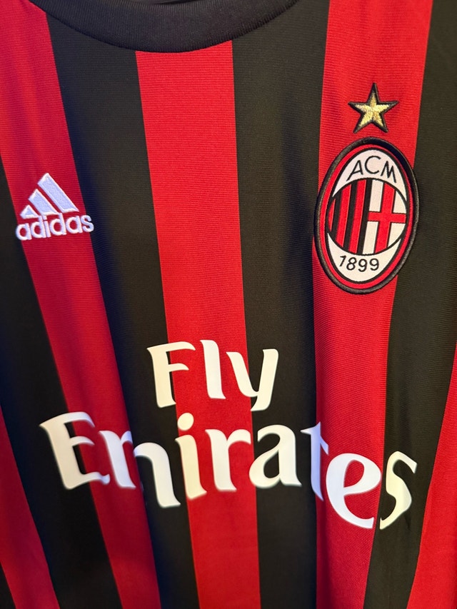 AC Milan Home Soccer Jersey - Size Large - photo 5