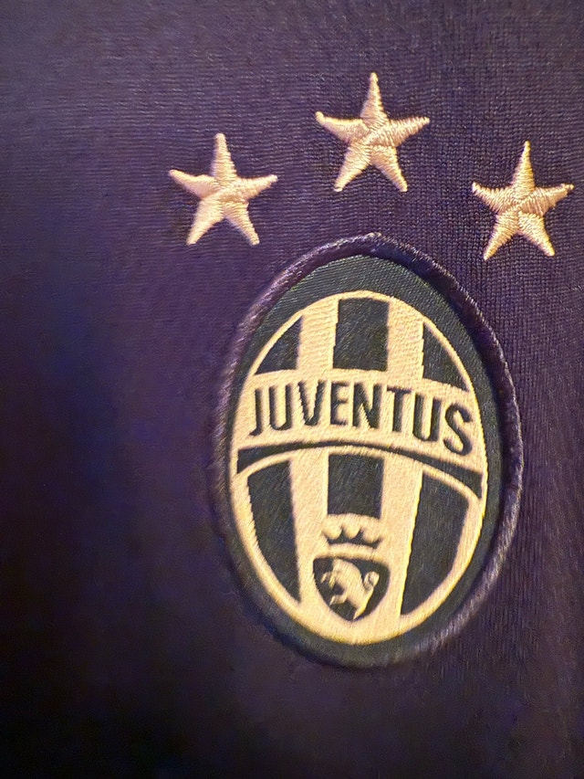 Juventus 15/16 Black & Gold Dybala #21 Jersey - Size L - photo 4