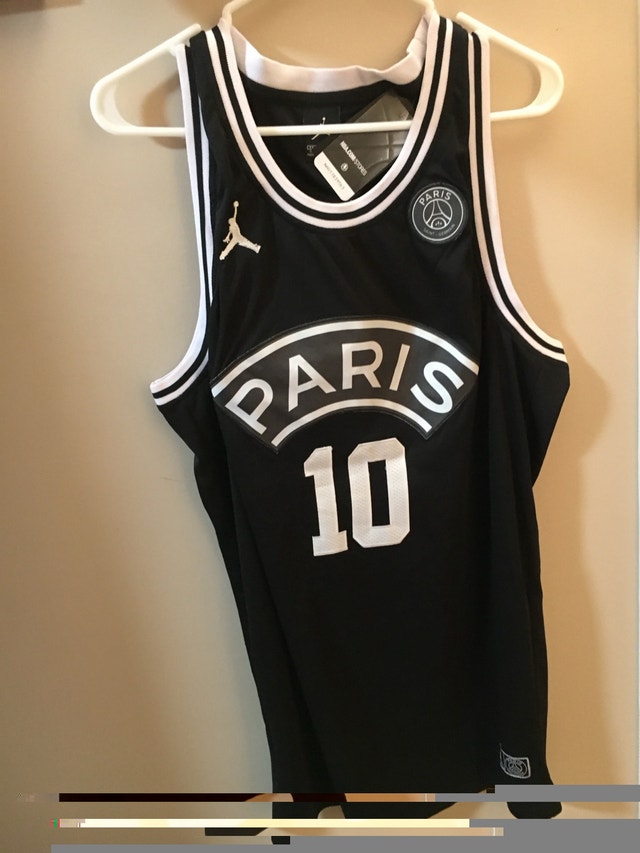 PSG Black Soccer/Basketball Jersey (#10 Neymar JR) - Rare! - photo 3