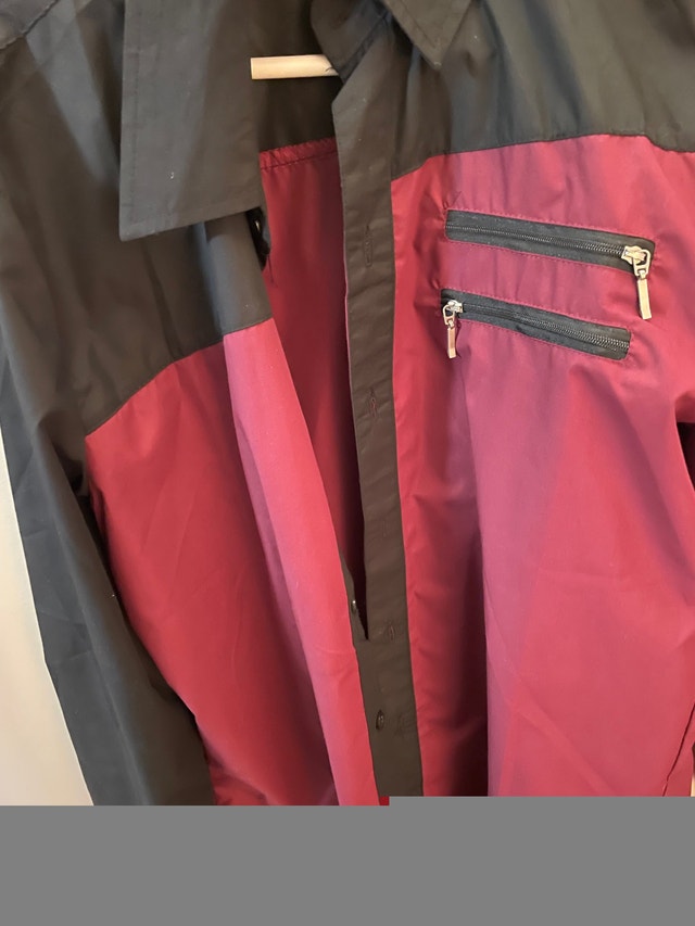 Red and black Men's buttoned shirt for sale, excellent condition - photo 5