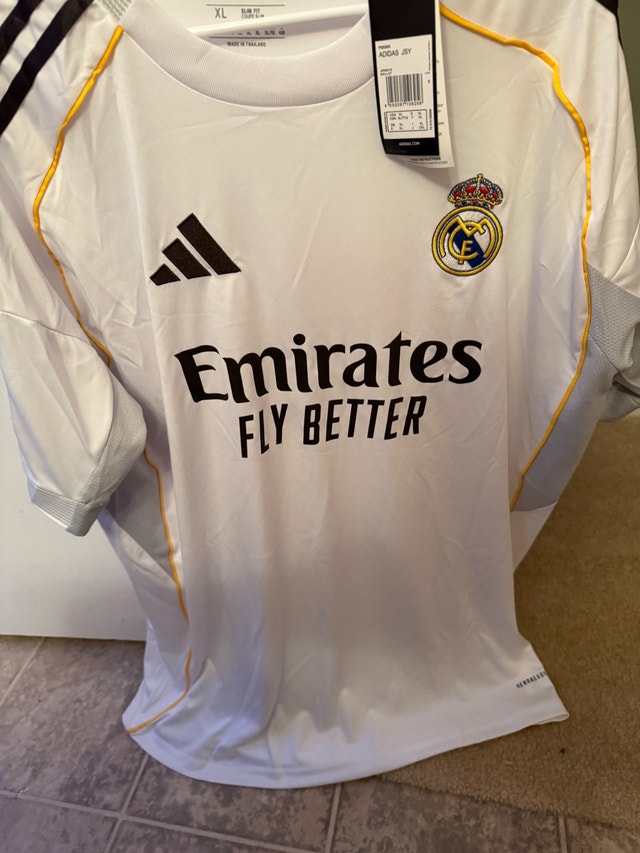 Brand New Real Madrid Soccer Jersey XL - photo 2