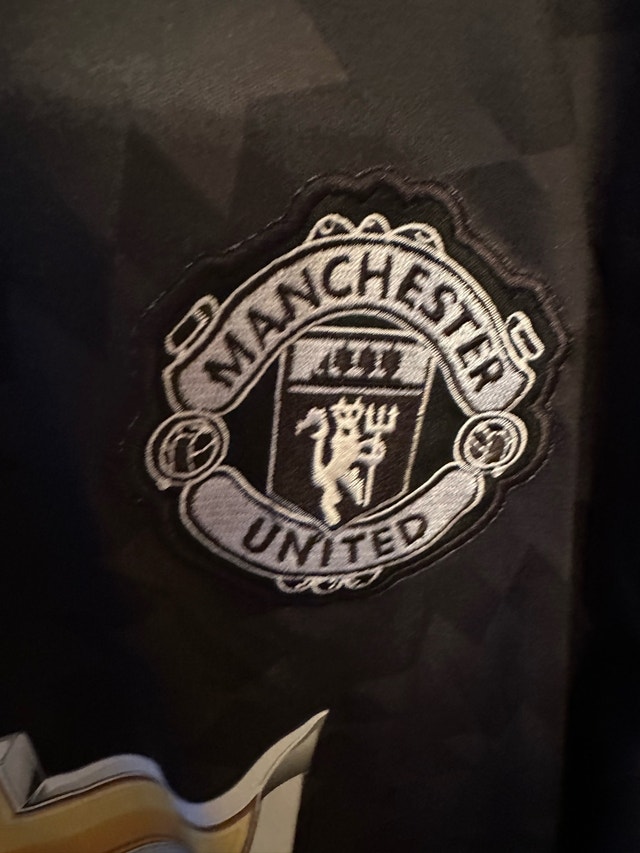 Manchester United away black long sleeve soccer jersey for sale! - photo 3