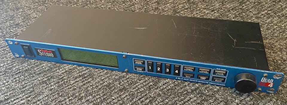 DigitTech Studio Quad 4 Multi Effects Processor
