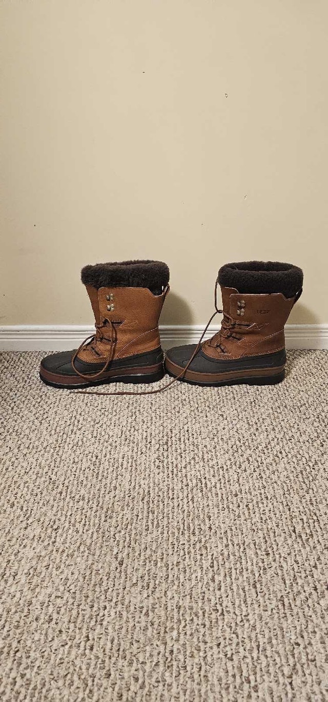 UGG Australia Capitan Boot 3259 Winter Boots Size 11 - photo 2