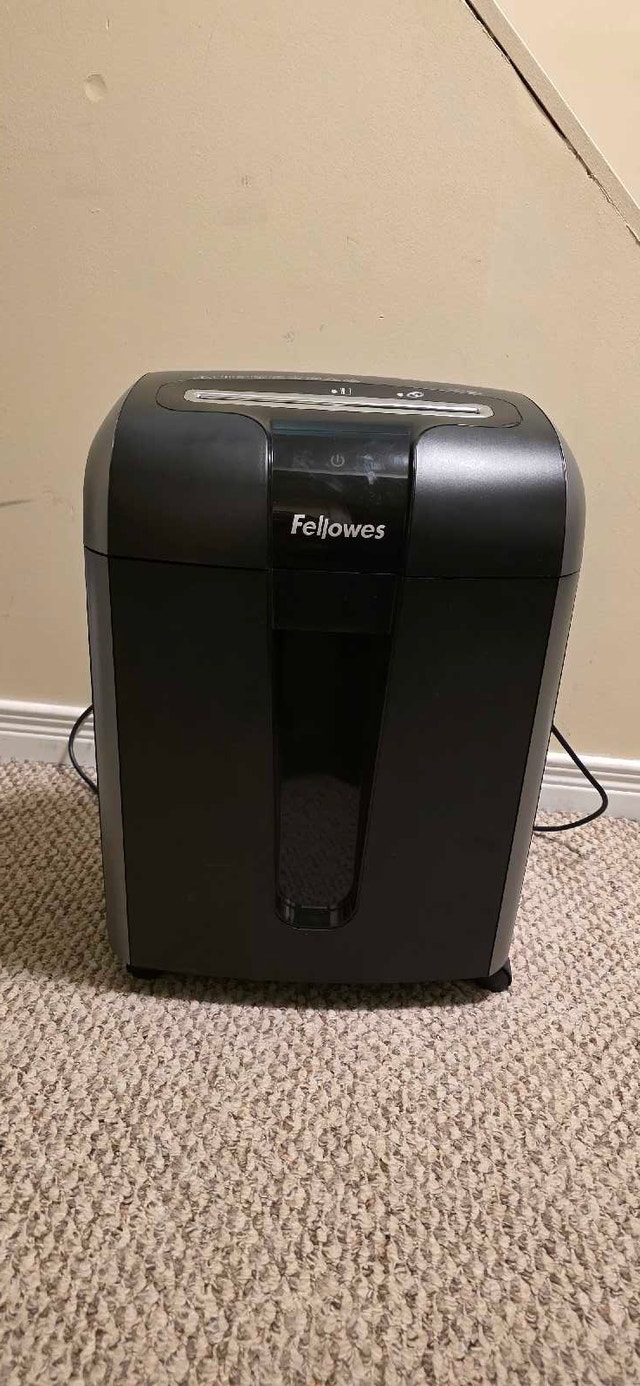 Fellowes 73ci Powershred Cross-Cut Shredder - photo 2