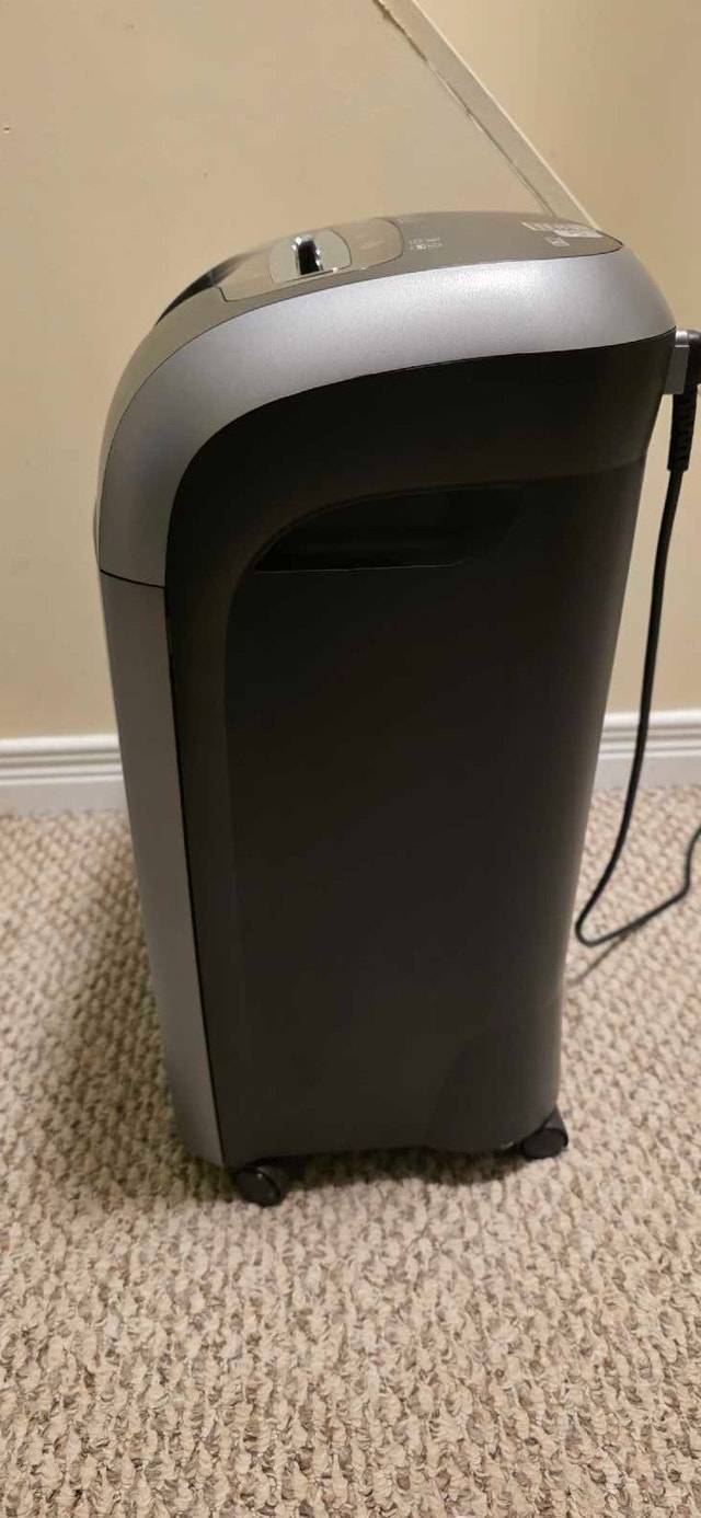 Fellowes 73ci Powershred Cross-Cut Shredder - photo 4