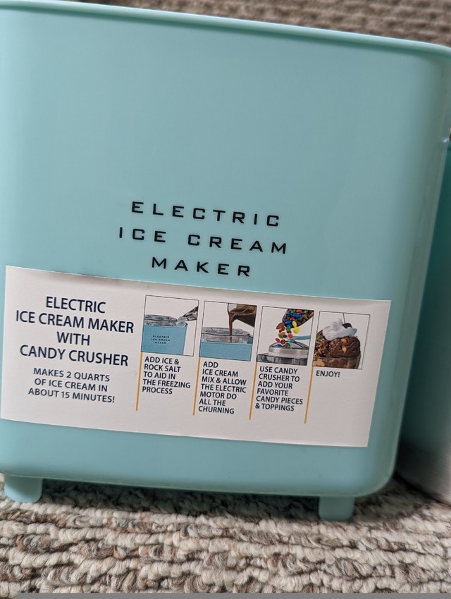 Nostalgia Ice Cream Maker - photo 4