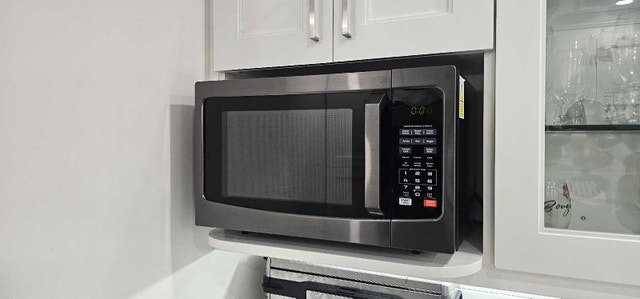 TOSHIBA EM131A5C-BS Microwave - photo 3