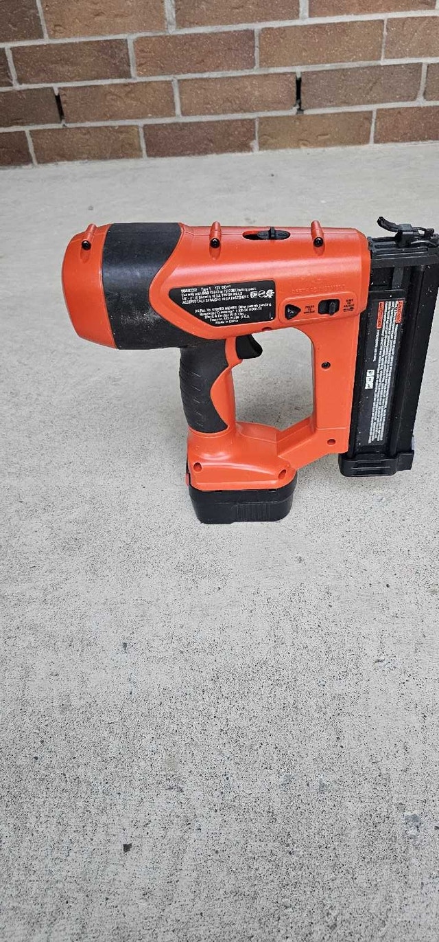 Black and Decker 12 Volt Drill and Nailer - photo 4