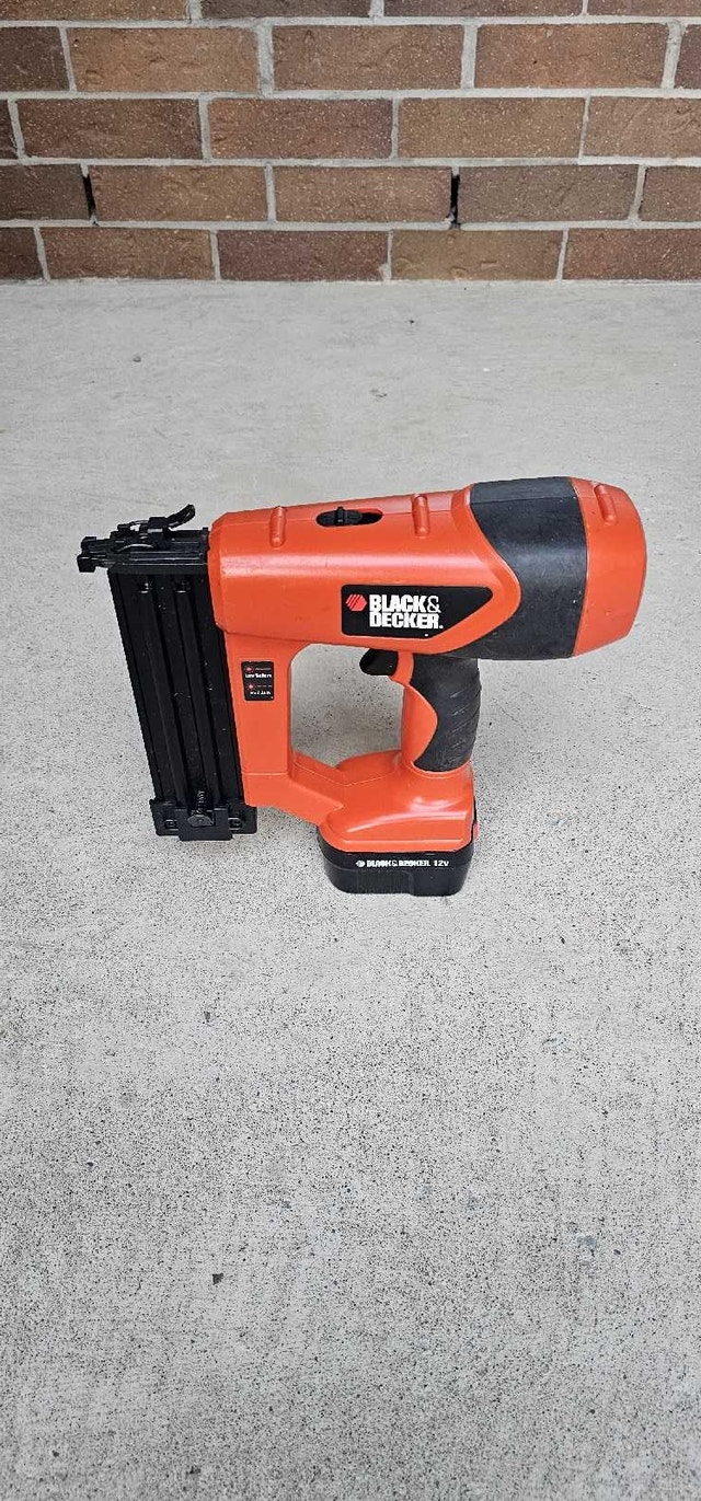 Black and Decker 12 Volt Drill and Nailer - photo 5