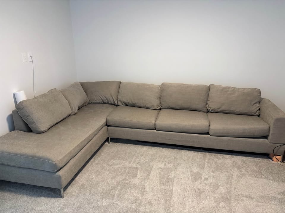 Gray Sectional Couch - photo 5