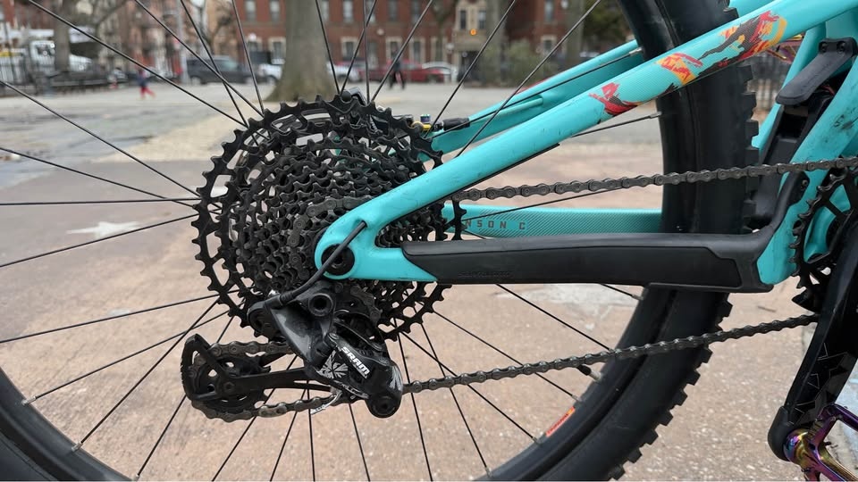 Santa Cruz Bronson C Carbon 2019 – Trail / Enduro Beast 🔥 - photo 5