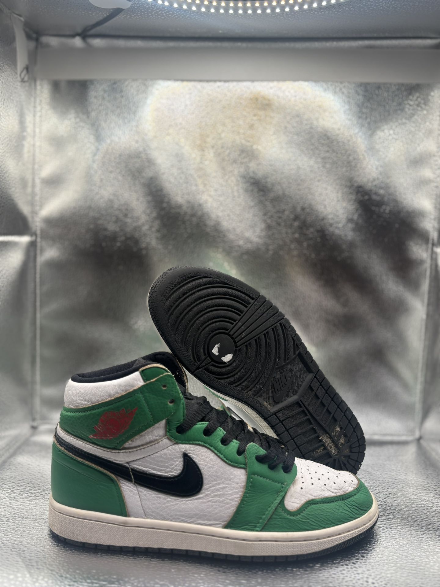 Air Jordan 1 Lucky Green