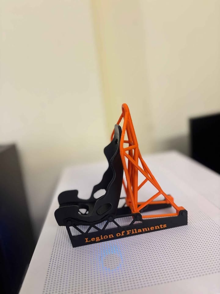 3D Printed F1 Seat Mobile Stand - photo 2