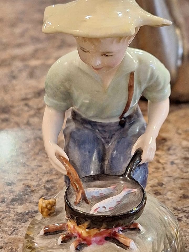 Royal Doulton River Boy Figurine HN2128 (retired)