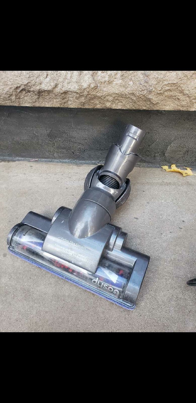 Dyson Vacuum Head