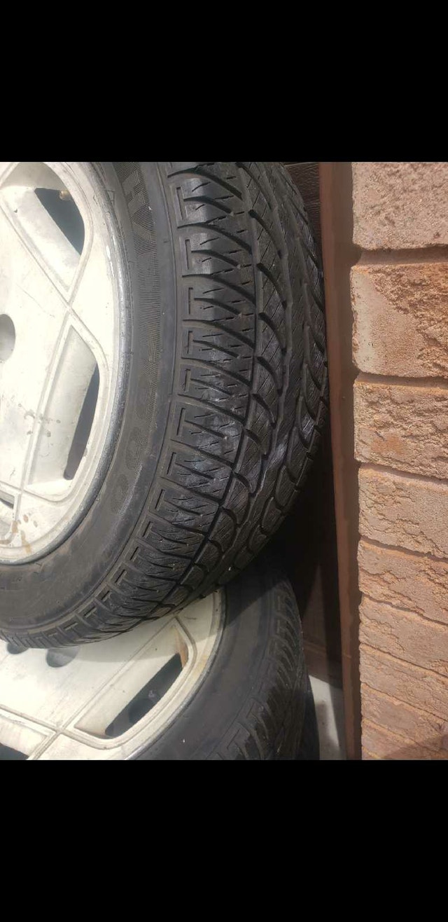 Pontiac Rims/Tire - photo 3