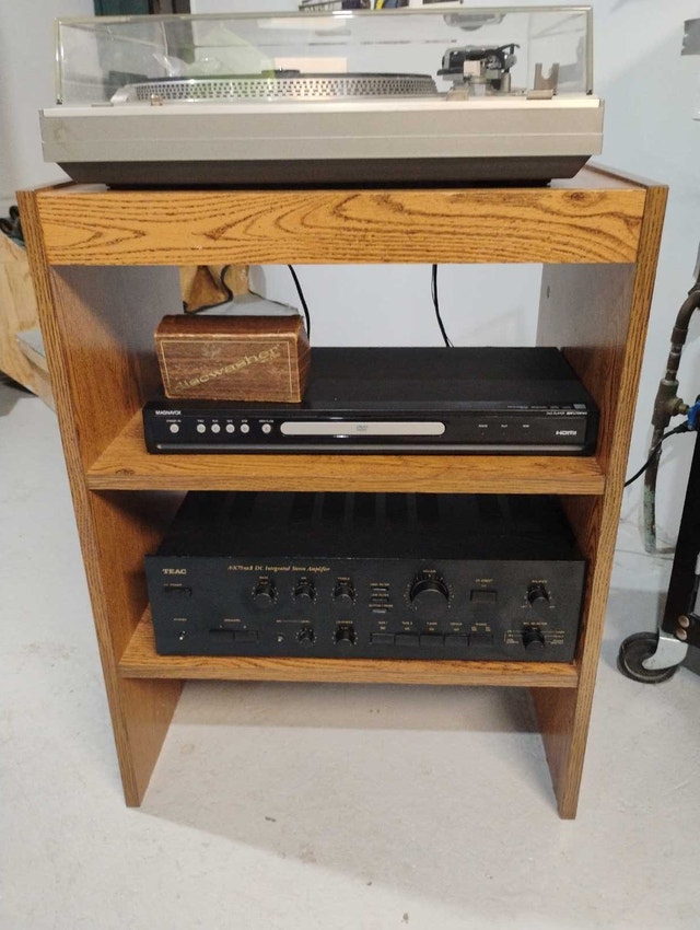Turntable, DVD Player, Integrated Amplifier & Stand