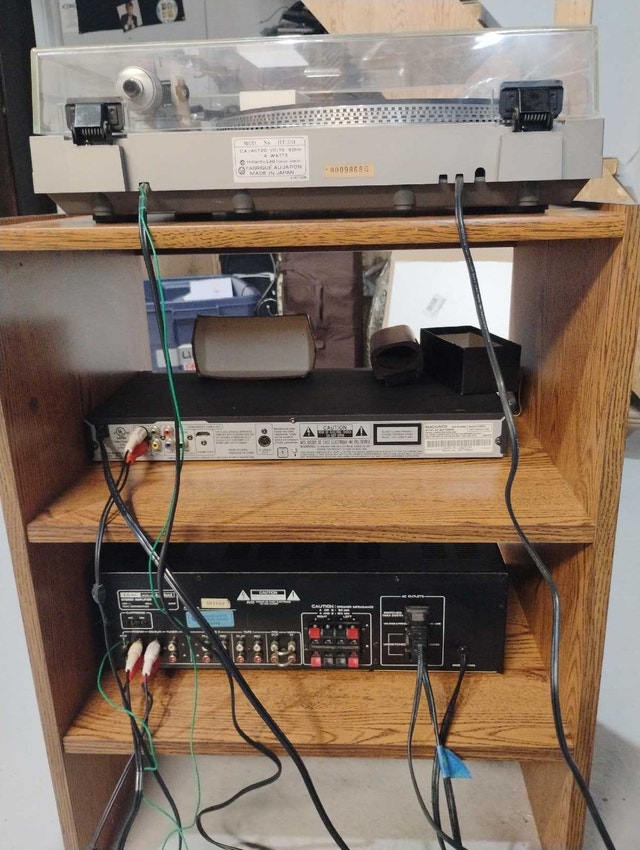 Turntable, DVD Player, Integrated Amplifier & Stand - photo 5
