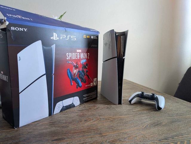 PS5 Slim - Digital Edition with Controller - photo 5