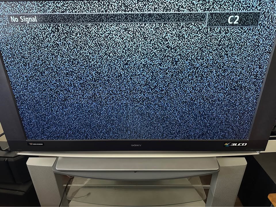 Large TV with stand - photo 5