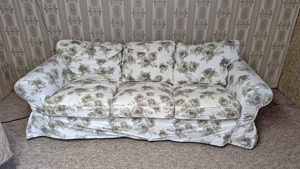Ikea EKTORP 3-SEAT SOFA