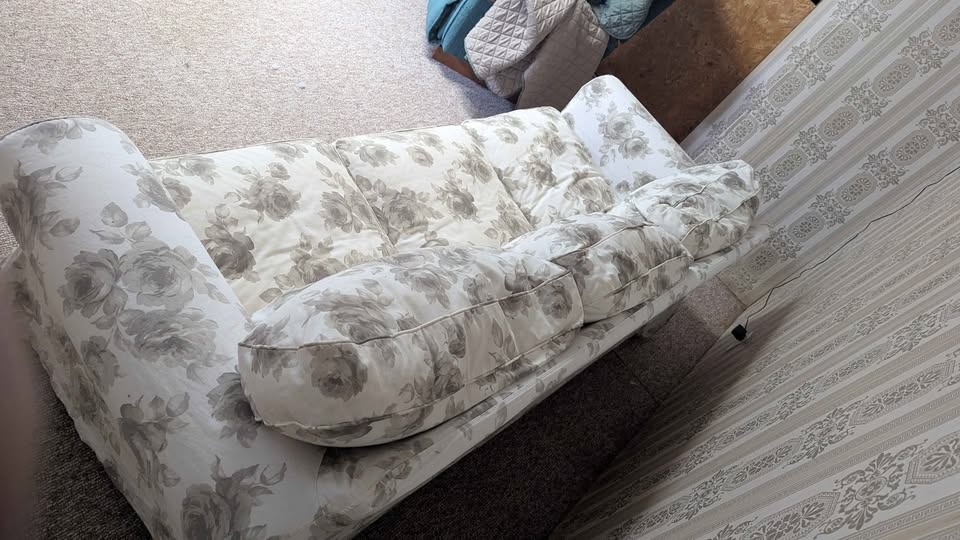 Ikea EKTORP 3-SEAT SOFA - photo 3